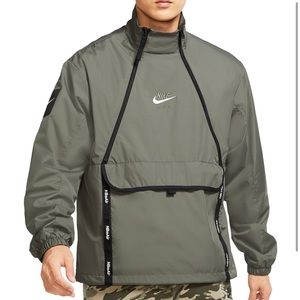 GREEN NIKE Air Men’s Jacket